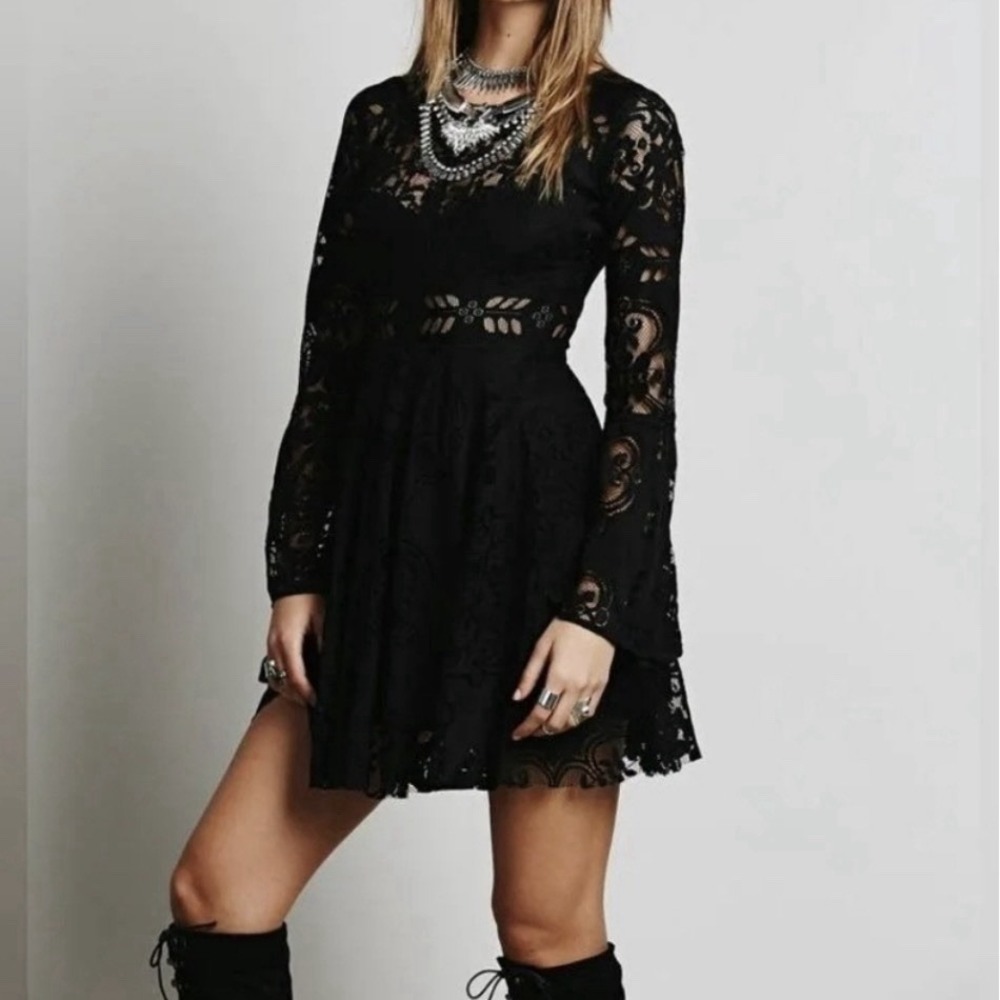 Free People Lover's Folk Song Black Lace Mini Dress Angel Sleeves Sz 4 Whimsy